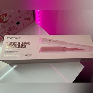 FoxyBae Pink 1.75” Ceramic Flat Iron